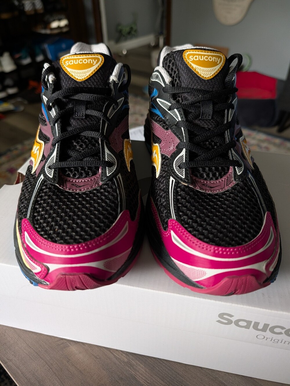 Saucony Progrid Omni 9 - Picture 8 of 10